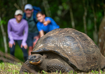 Galapagos Expert Guides