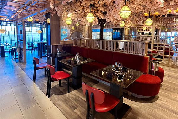 Sakura Restaurant on Explora I