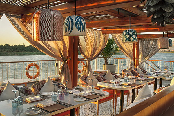 Dining Al-Fresco on AmaWaterways' AmaDahlia