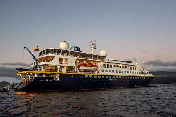 National Geographic Islander II in Galapagos